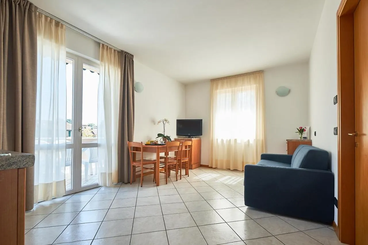 Villaggio Turistico Lugana Marina Sirmione Apart-hotel