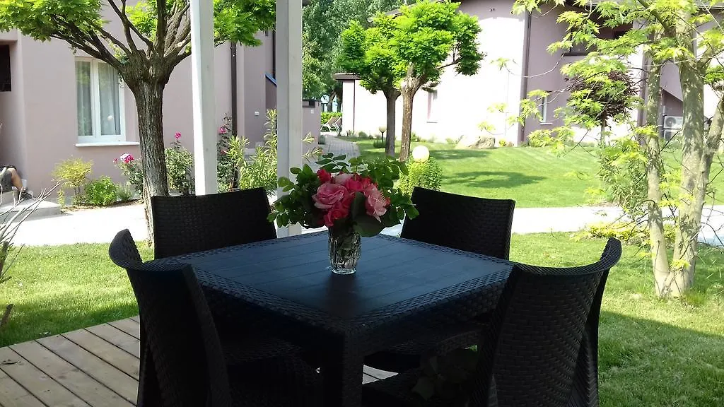 Villaggio Turistico Lugana Marina Sirmione 3*,