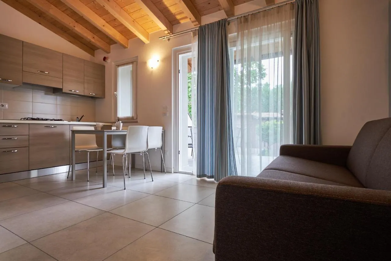 Villaggio Turistico Lugana Marina Sirmione Apart-hotel