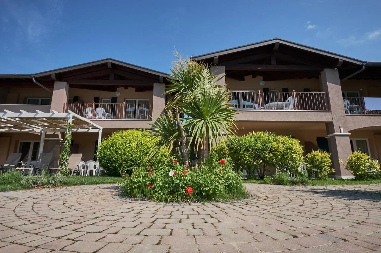 Villaggio Turistico Lugana Marina Sirmione Apart-hotel