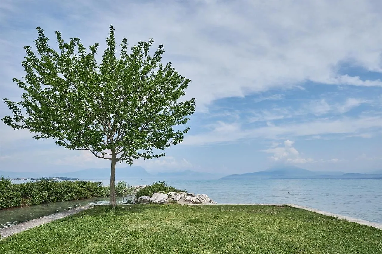 Apart-hotel Villaggio Turistico Lugana Marina Sirmione