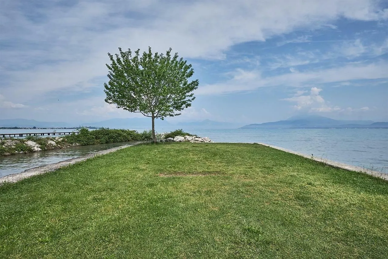 Apart-hotel Villaggio Turistico Lugana Marina Sirmione