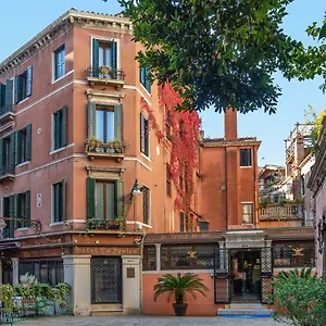 Hotel La Fenice Et Des Artistes Venedig