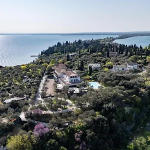 4* Отель Ideal