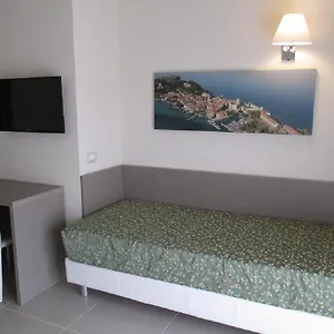 3* Hotel Hotel Holiday