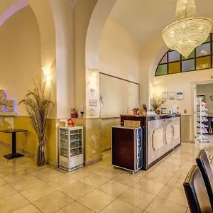 ** Hotell Maryelen Italien