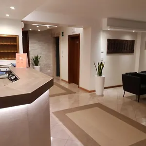 hotel-rado.hotelslidodijesolo.com/
